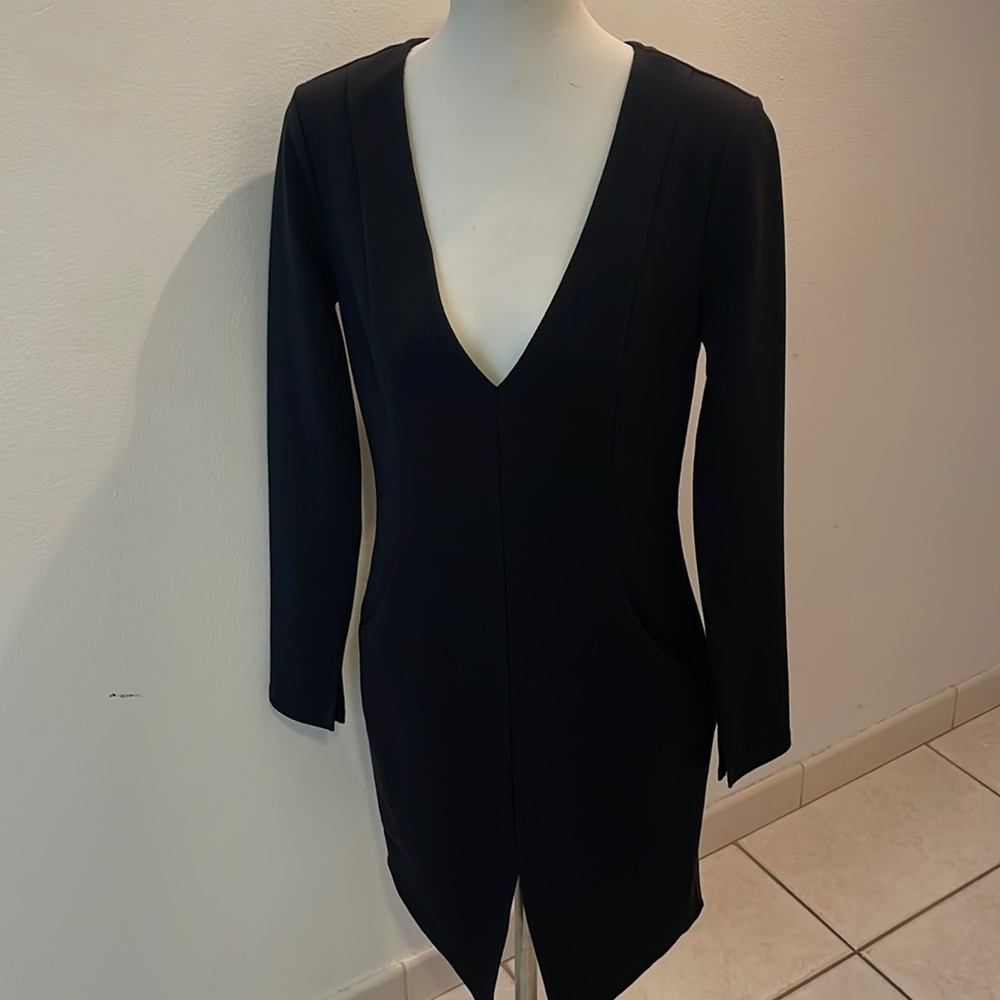 NWT Tobi long sleeve body con dress, black, size s